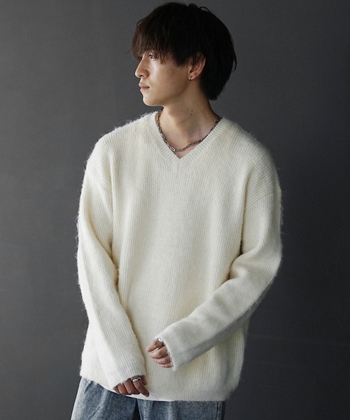 MinoriTY（マイノリティ）の「【MinoriTY】Vネックモヘアライクニット メンズ セーター レギュラーフィット 春服 冬服 ウィメンズ ユニセックス（ニット/セーター・メンズ・アイボリー/ブラック/ブラウン/チャコール・FREE）」の6枚目の写真