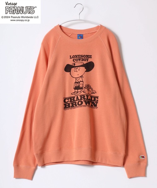 PEANUTS(ピーナッツ)の「FRUIT OF THE LOOM×PEANUTS コラボ スヌーピーヴィンテージキャラクタープリントスウェットトレーナー メンズ レディース ユニセックス(スウェット・レディース・ラベンダー/オレンジ/サックスブルー/オフホワイト・S/M/L)」の4枚目の写真