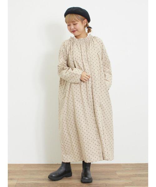 Samansa Mos2（サマンサ モスモス）の「柄アソートシャーリングネックワンピース（ワンピース・レディース・カーキ/チャコールグレー/パープル/ベージュ/キナリ・F）」の11枚目の写真