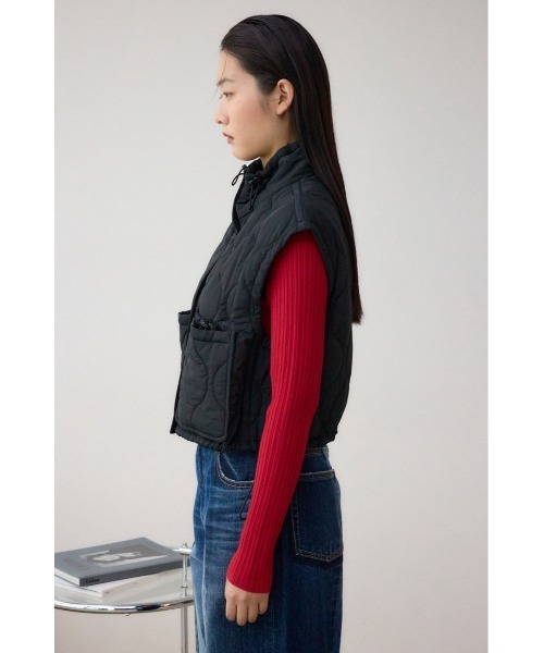 AZUL by moussy(アズールバイマウジー)の「キルティングコンパクトベスト(ダウンベスト・レディース・チャコールグレー/ブラック/アイボリー・FREE)」の20枚目の写真