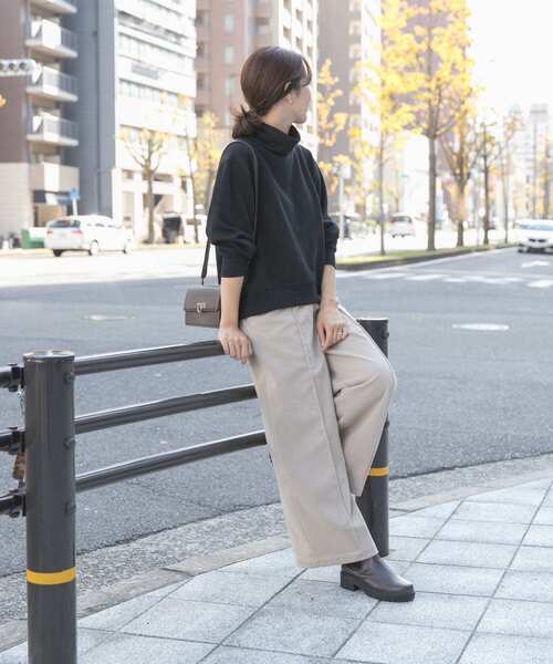 URBAN RESEARCH DOORS（アーバンリサーチドアーズ）の「『WEB/一部店舗先行販売カラー』『UR TECH』タートルネックスウェット（スウェット・レディース・ブラック/グレー/ライトベージュ/ミント・MEDIUM）」の14枚目の写真