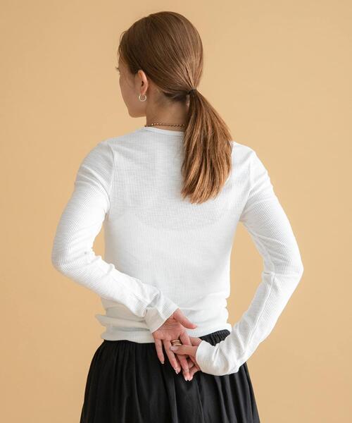 URBAN RESEARCH Sonny Label(アーバンリサーチサニーレーベル)の「スラブベーシックロングスリーブTシャツ(Tシャツ/カットソー・レディース・オフホワイト/チャコールグレー/ピンク/イエロー系その他/ブラウン/ミント・FREE)」の9枚目の写真