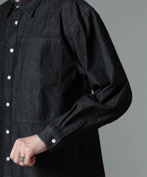 NORMANBROS(ノーマンブロス)の「NORMANBROS別注 ワイドポケット デニムシャツ(シャツ/ブラウス・メンズ・ブラック/ネイビー・M/L)」の3枚目の写真