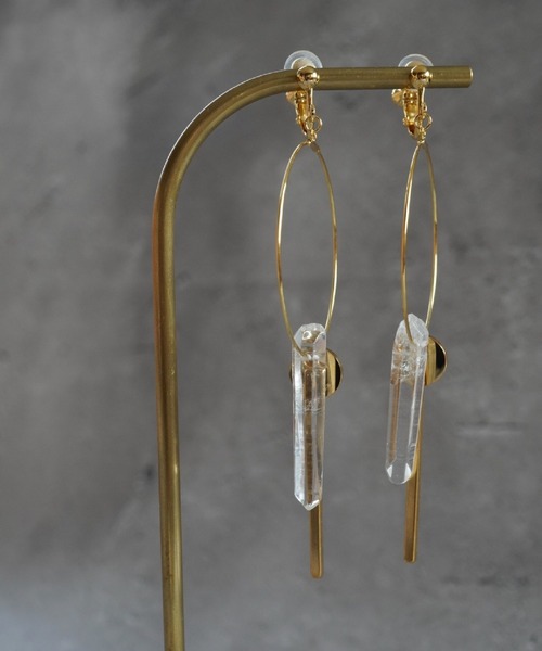 CERCA(チェルカ)の「MILIA/Jewelry ice フープイヤリング(イヤリング・レディース・ゴールド/ブルー・FREE)」の5枚目の写真