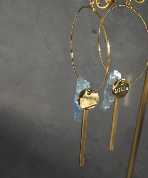 CERCA(チェルカ)の「MILIA/Jewelry ice フープイヤリング(イヤリング・レディース・ゴールド/ブルー・FREE)」の10枚目の写真