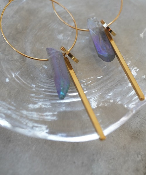 CERCA(チェルカ)の「MILIA/Jewelry ice フープイヤリング(イヤリング・レディース・ゴールド/ブルー・FREE)」の15枚目の写真