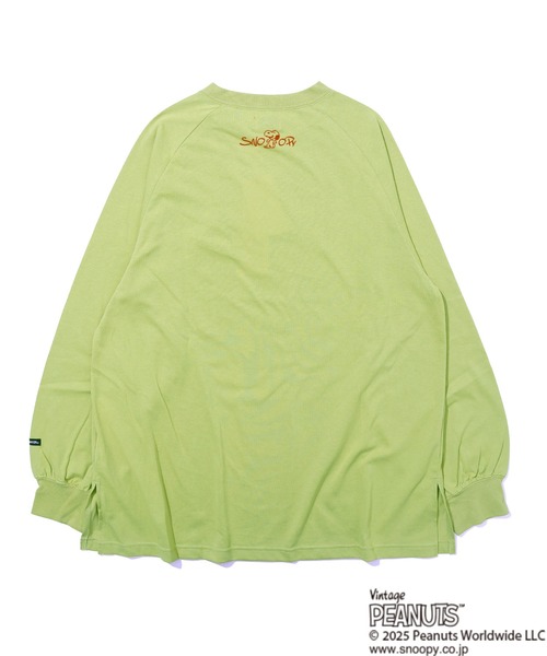 KRIFF MAYER Lady's Collection(クリフメイヤーレディースコレクション)の「スヌーピーゆるロンT(Tシャツ/カットソー・レディース・ブラック/オフホワイト/ピンク/カラフル/ライトグリーン・MEDIUM/LARGE)」の11枚目の写真