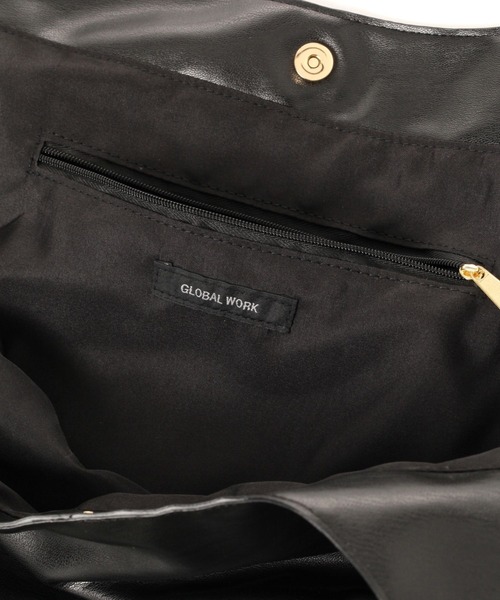 GLOBAL WORK(グローバルワーク)の「スペ軽変形ショルダー/253626(ショルダーバッグ・レディース・アイボリー/ブラック/シルバー・ONE SIZE)」の18枚目の写真