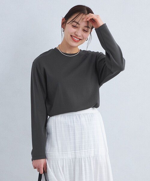 green label relaxing(グリーンレーベルリラクシング)の「ラウンドヘム プルオーバー カットソー(Tシャツ/カットソー・レディース・オフホワイト/クリーム/ダークグレー/その他1・FREE)」の10枚目の写真