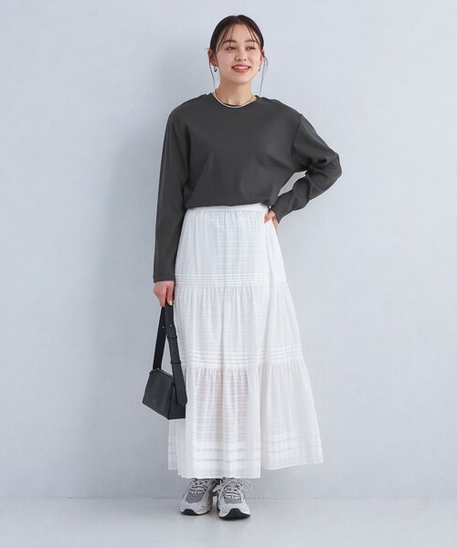 green label relaxing(グリーンレーベルリラクシング)の「ラウンドヘム プルオーバー カットソー(Tシャツ/カットソー・レディース・オフホワイト/クリーム/ダークグレー/その他1・FREE)」の12枚目の写真