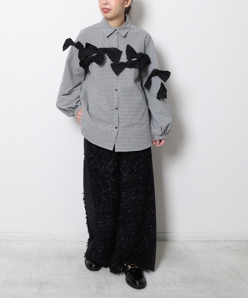 Re.Verofonna(ヴェロフォンナ)の「アシメリボンモチーフブラウス(シャツ/ブラウス・レディース・ブラック系その他/ブラック/ホワイト・MEDIUM)」の10枚目の写真
