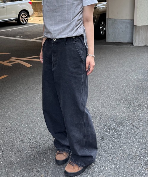 INTER FACTORY（インターファクトリー）の「あいり-SNAP WIDE CARGO DENIM/スナップワイドカーゴデニム made by inter factory（デニムパンツ・レディース・ブルー/ブラック・SMALL/MEDIUM）」の6枚目の写真