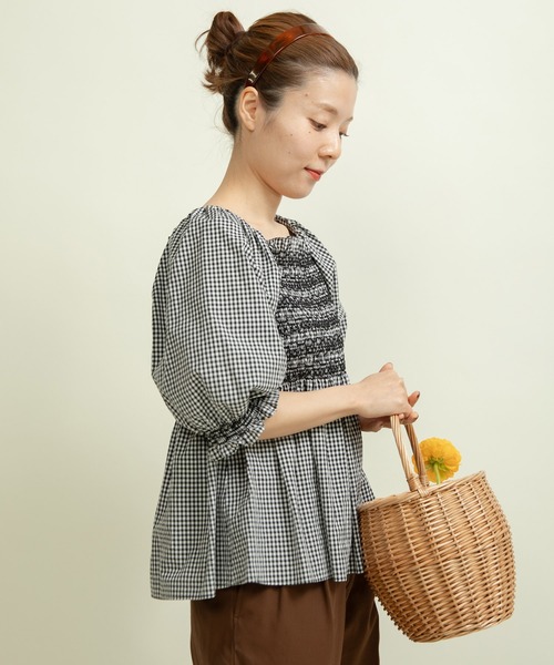 Dot＆Stripes CHILD WOMAN（ドットアンドストライプス　チャイルドウーマン）の「60sギンガム スモッキングブラウス（シャツ/ブラウス・レディース・ブラック/レッド・FREE）」の5枚目の写真