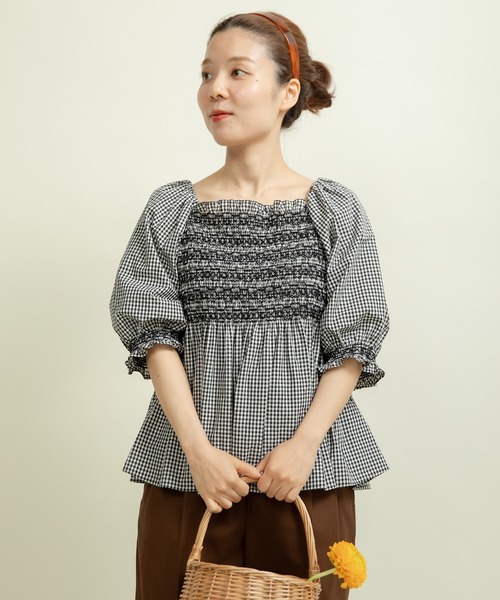 lily*さま専用。☆nude vintageスモッキングカラーブラウス 楽天市場】小鳥が集う艶やかなお花畑のシアーシャツブラウス