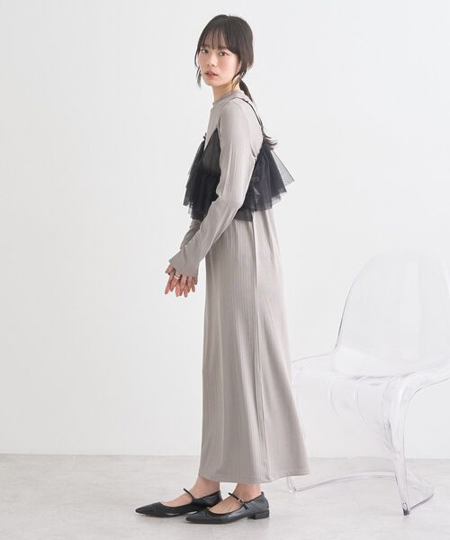 earth music&ecology(アースミュージックアンドエコロジー)の「SET2点アシメチュールビスチェ+ワンピース(ワンピース・レディース・ライトグレー/ブラック/ベージュ・S/M)」の15枚目の写真