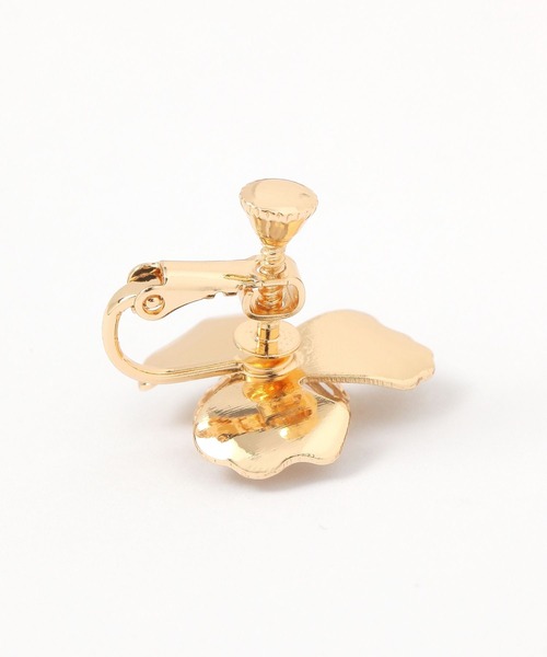 GLOBAL WORK(グローバルワーク)の「メタルカラーフラワーイヤリング/321121(イヤリング・レディース・グレー/ベージュ・ONE SIZE)」の4枚目の写真