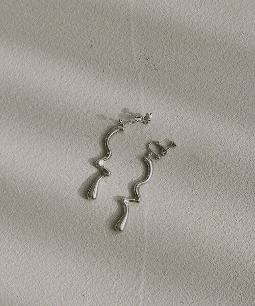 Kastane（カスタネ）の「【fiw.】ドロープイヤリング（イヤリング・レディース・ゴールド/シルバー・FREE）」の4枚目の写真