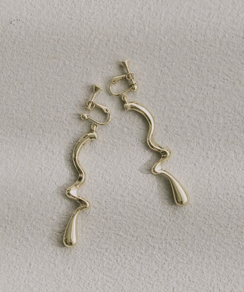 Kastane（カスタネ）の「【fiw.】ドロープイヤリング（イヤリング・レディース・ゴールド/シルバー・FREE）」の6枚目の写真