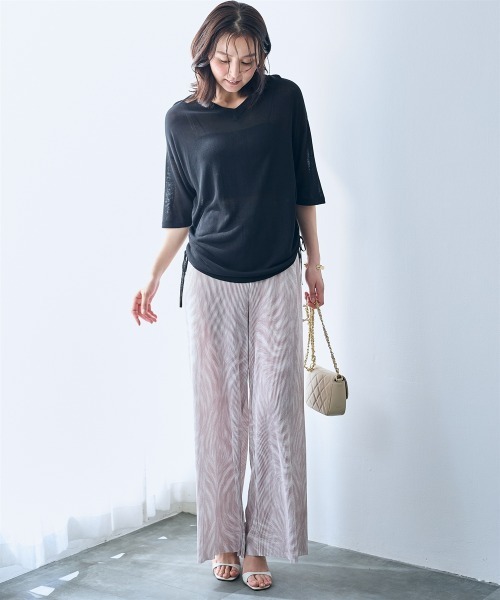 SMILE LAND（スマイルランド）の「ドロストシアーニットプルオーバー＜大きいサイズ有＞【OtonaSMILE】（ニット/セーター・レディース・ブラック/ベージュ・5L/4L/3L/LL/L/M）」の21枚目の写真