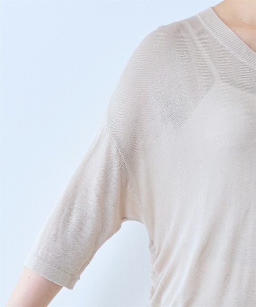 SMILE LAND（スマイルランド）の「ドロストシアーニットプルオーバー＜大きいサイズ有＞【OtonaSMILE】（ニット/セーター・レディース・ブラック/ベージュ・5L/4L/3L/LL/L/M）」の12枚目の写真