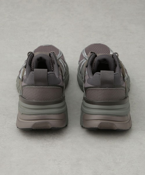 NIKE(ナイキ)の「NIKE/NIKE V2K RUN(スニーカー・メンズ・グレー・26/27/28)」の8枚目の写真