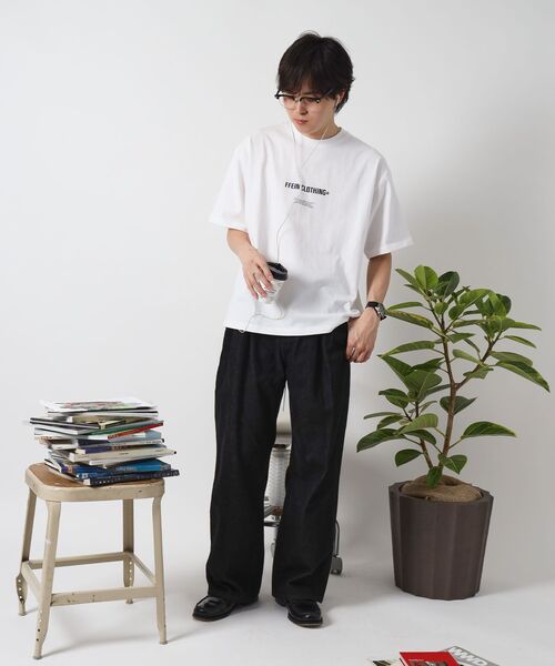 FFEIN（フェイン）の「【FFEIN（フェイン）】ワンポイントセンター刺繍ロゴTシャツ / Tシャツ クルーネック 半袖 刺繍（Tシャツ/カットソー・メンズ・ブラック/ホワイト/ブラウン/イエロー/ネイビー・SMALL/MEDIUM/LARGE）」の8枚目の写真