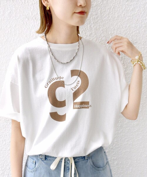 +81BRANCA(ハチイチブランカ)の「【SHIPS別注】81BRANCA:ロゴ 5分袖 TEE(Tシャツ/カットソー・レディース・ホワイト/ベージュ/チャコールグレー/ホワイト系・ONE SIZE)」の20枚目の写真