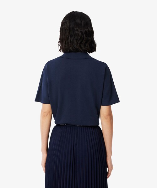 LACOSTE（ラコステ）の「サイドスリット スキッパーネック ドレープポロシャツ（ポロシャツ・レディース・ブラック/ホワイト/ネイビー・S/M/XS/L）」の10枚目の写真