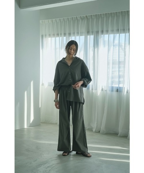 marjour(マージュール)の「COMFORTABLE SETUP PANTS(その他パンツ・レディース・ベージュ/グレー・M)」の18枚目の写真