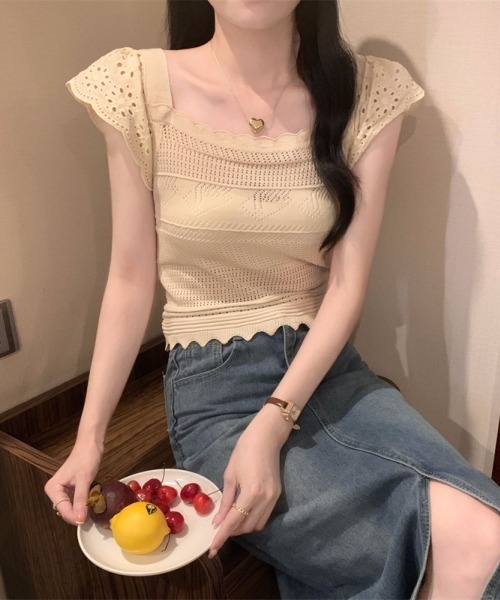 LETee(レティー)の「すかし編み&レース袖ニットプルオーバー(ニット/セーター・レディース・ブラック/ホワイト/ベージュ・FREE)」の3枚目の写真