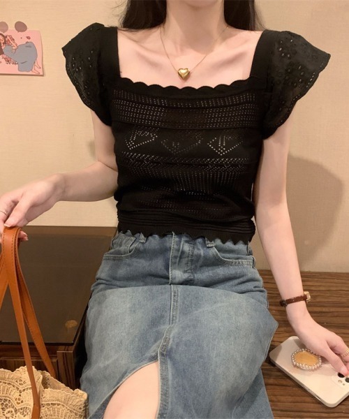 LETee(レティー)の「すかし編み&レース袖ニットプルオーバー(ニット/セーター・レディース・ブラック/ホワイト/ベージュ・FREE)」の2枚目の写真