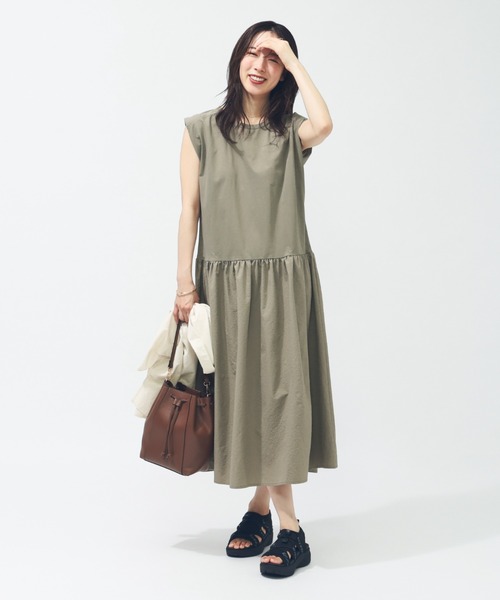PUMA(プーマ)の「プーマ PUMA SUMMER ウーブンミックス ロングドレス_(ドレス・レディース・カーキ/ブラック・M/L)」の1枚目の写真