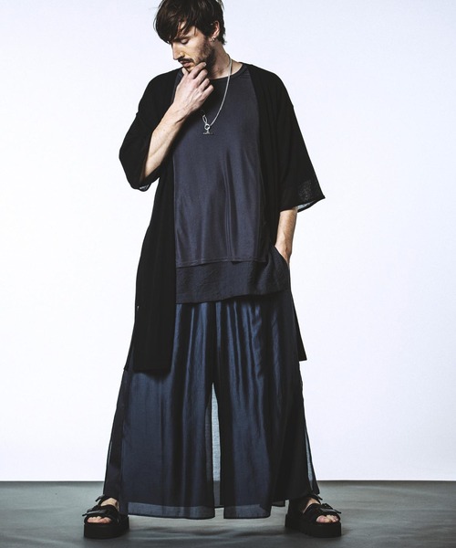 NO ID.(ノーアイディ)の「【NO ID.】Back Tuck Changing Knit Gown / バック タック チェンジング ニット ガウン(カーディガン/ボレロ・メンズ・ブラック/グレー・ONE SIZE)」の11枚目の写真