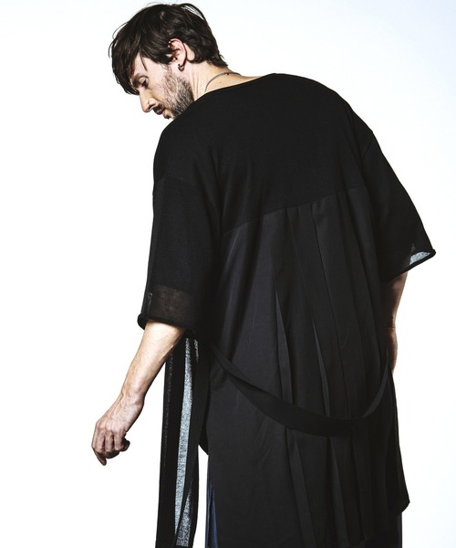 NO ID.(ノーアイディ)の「【NO ID.】Back Tuck Changing Knit Gown / バック タック チェンジング ニット ガウン(カーディガン/ボレロ・メンズ・ブラック/グレー・ONE SIZE)」の8枚目の写真
