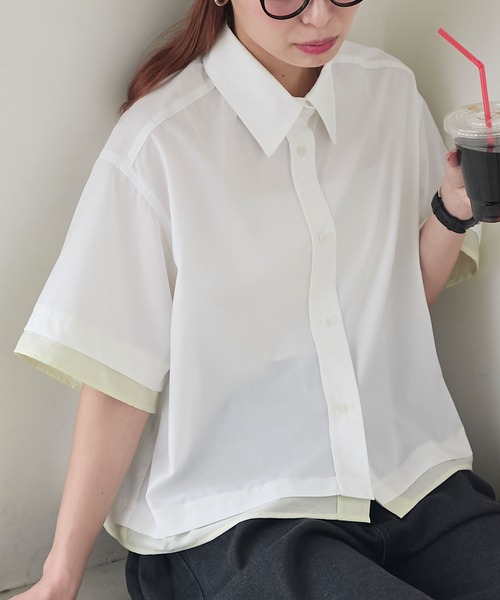 BONLECILL(ボンルシール)の「シアー配色半袖クロップドレギュラーカラー半袖シャツ(シャツ/ブラウス・レディース・ブルー/オフホワイト/ピンク/ネイビー・FREE)」の6枚目の写真