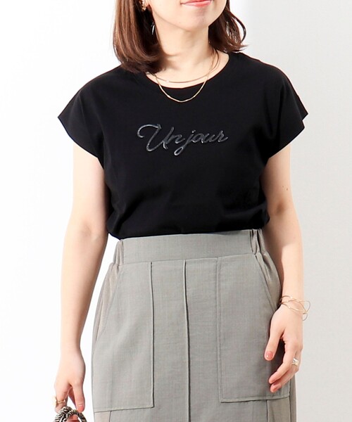 MICO COULIER(ミコクリエ)の「《接触冷感》《吸水速乾》DRY COTTON ラメプリントノースリーブTシャツ(Tシャツ/カットソー・レディース・ブラック/ベージュ/ホワイト系その他/オフホワイト・38)」の3枚目の写真
