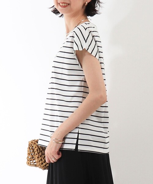 MICO COULIER(ミコクリエ)の「《接触冷感》《吸水速乾》DRY COTTON ラメプリントノースリーブTシャツ(Tシャツ/カットソー・レディース・ブラック/ベージュ/ホワイト系その他/オフホワイト・38)」の14枚目の写真