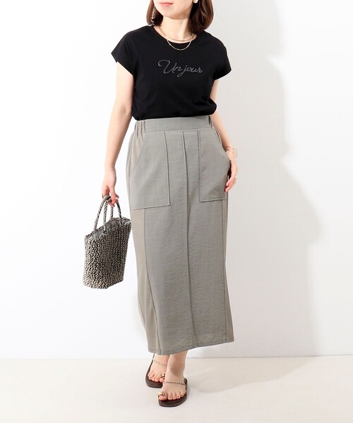MICO COULIER(ミコクリエ)の「《接触冷感》《吸水速乾》DRY COTTON ラメプリントノースリーブTシャツ(Tシャツ/カットソー・レディース・ブラック/ベージュ/ホワイト系その他/オフホワイト・38)」の22枚目の写真