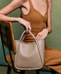 美品✨CHARLES & KEITH 2wayトート ポーチ付 ベージュ Charles&Keith(チャールズアンドキース) トートバッグ