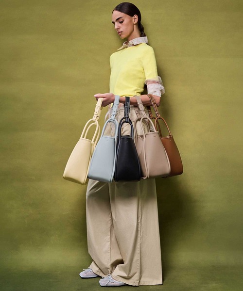 CHARLES&KEITH チャールズアンドキース Leiaレイア トートバッグ Leia レイア トートバッグ - ブラック | CHARLES & KEITH