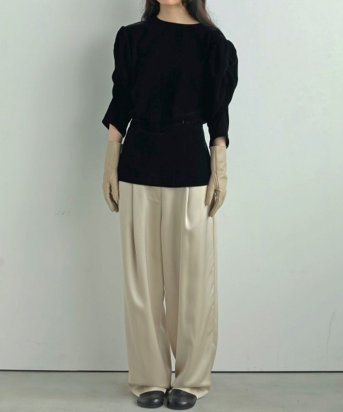 anuke（アンヌーク）の「anuke Velour Gather Blouse ベロアギャザー