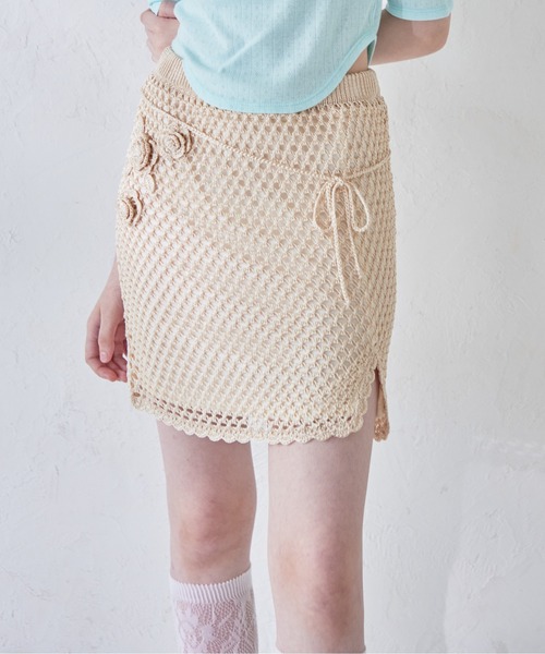 etre loin(エトルワン)の「Rose crochet mini skirt(スカート・レディース・サックスブルー/ベージュ/ネイビー・M)」の2枚目の写真