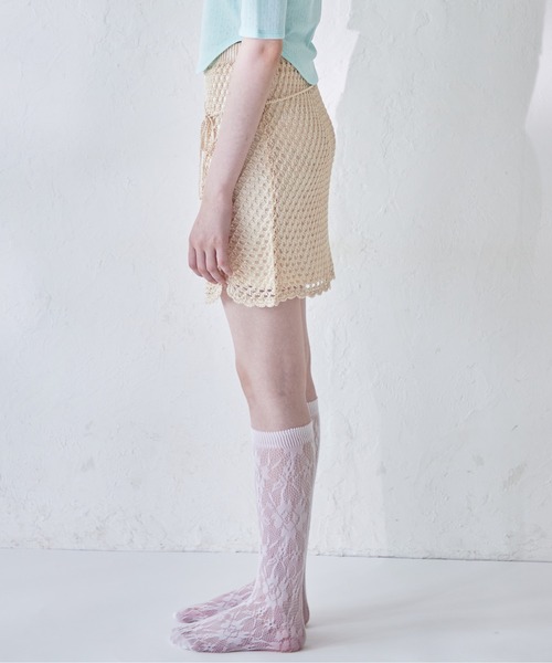 etre loin(エトルワン)の「Rose crochet mini skirt(スカート・レディース・サックスブルー/ベージュ/ネイビー・M)」の11枚目の写真