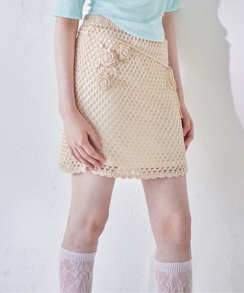 etre loin(エトルワン)の「Rose crochet mini skirt(スカート・レディース・サックスブルー/ベージュ/ネイビー・M)」の4枚目の写真