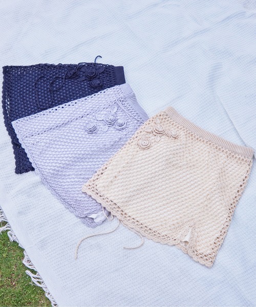etre loin(エトルワン)の「Rose crochet mini skirt(スカート・レディース・サックスブルー/ベージュ/ネイビー・M)」の8枚目の写真
