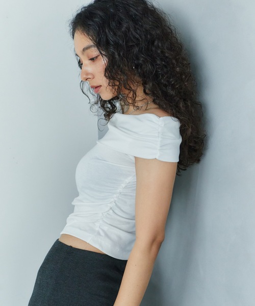 LIENCOEUR（リアンクール）の「オフショルカットトップス（Tシャツ/カットソー・レディース・ピンク/ホワイト/ブラック・FREE）」の8枚目の写真