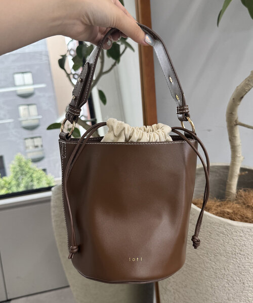 mline（エムライン）の「loti 巾着付きバケツBAG（トートバッグ・レディース・ブラウン/ブラック・FREE）」の7枚目の写真