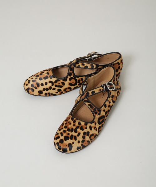 MOHI（モヒ）の「MOHI/ハラコクロスストラップシューズ（パンプス・レディース・その他1/ブラック・36/37/38）」の2枚目の写真