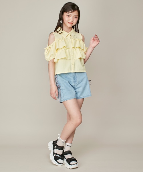 JENNI love（ジェニィラブ）の「【ウエスト調整可・コットン100％】サイドレースアップデニムショーパン（デニムパンツ・キッズ・サックスブルー/ブラック・130cm/140cm/150cm/160cm）」の5枚目の写真