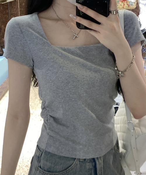 Aelina（エリナ）の「UネックＴシャツ（Tシャツ/カットソー・レディース・ブラック/グレー/ホワイト/ベージュ・F）」の21枚目の写真